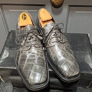 Mezlan Genuine Gray Crocodile Oxfords.